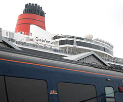 Train Chartering makes tracks & makes waves with The Cruise Saver Travel Express to Queen Victoria